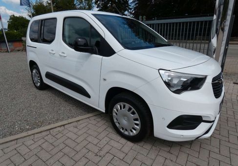 Opel Combo, 2022