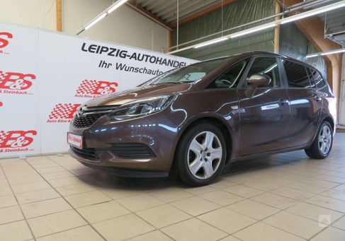 Opel Zafira, 2017