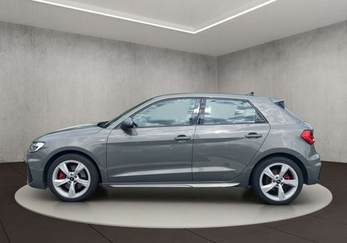 Audi A1, 2022
