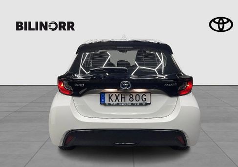 Toyota Yaris, 2023 3