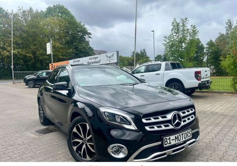 Mercedes-Benz GLA 220, 2019