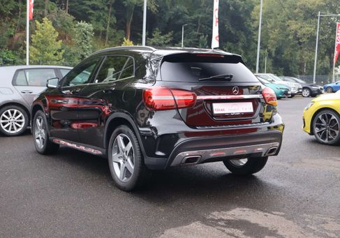 Mercedes-Benz GLA 220, 2018 3