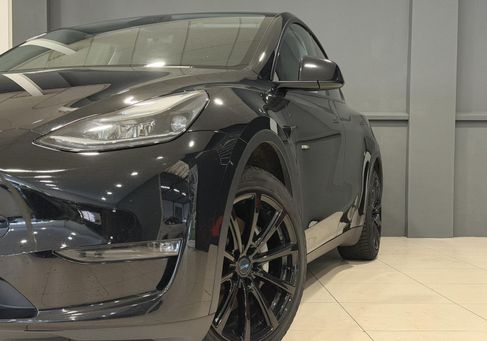 Tesla Model Y, 2023 2