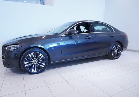Mercedes-Benz C 300, 2024