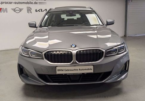 BMW 320, 2023 3