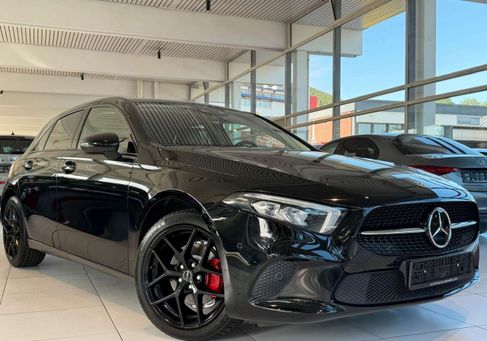 Mercedes-Benz A 200, 2021