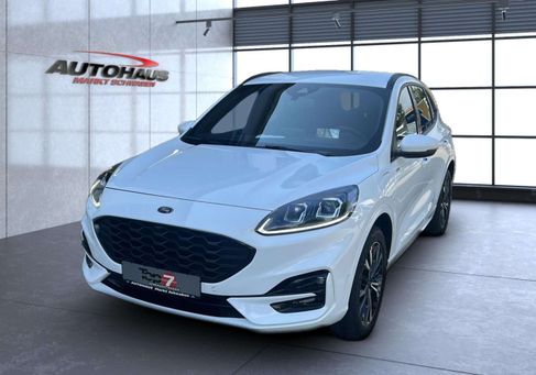 Ford Kuga, 2022