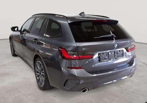 BMW 320, 2022