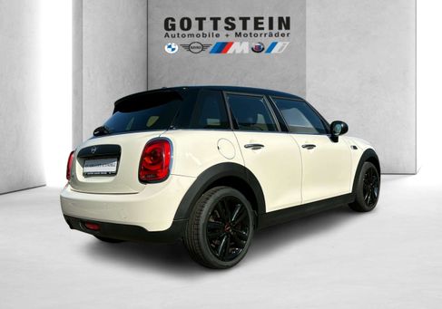 MINI ONE, 2018
