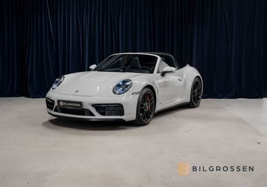 Porsche 911, 2023