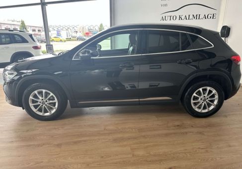 Mercedes-Benz GLA 200, 2021 3