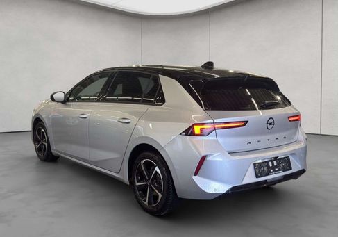 Opel Astra, 2025