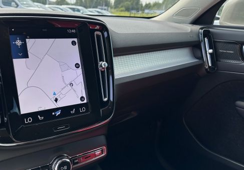 Volvo XC40, 2021 3