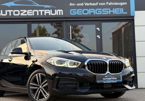 BMW 118, 2022