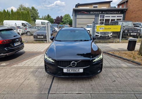 Volvo V60, 2022