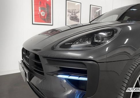 Porsche Macan, 2021