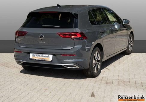 Volkswagen Golf, 2024 2
