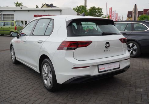 Volkswagen Golf, 2022 3