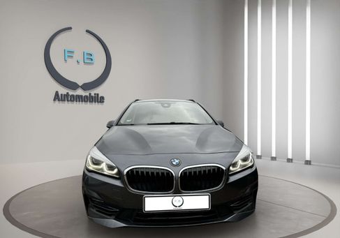 BMW 218, 2021 3