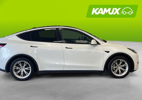 Tesla Model Y, 2023 2