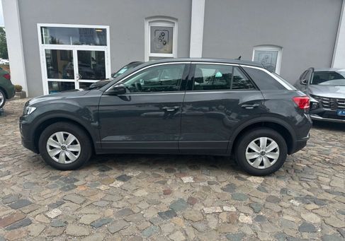 Volkswagen T-Roc, 2021