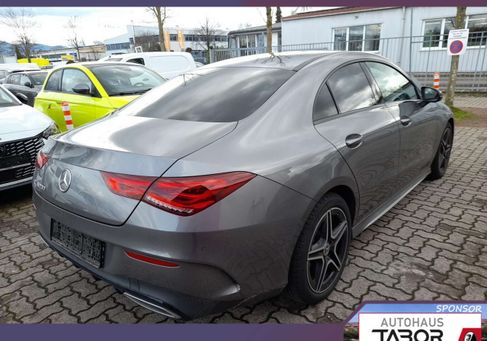 Mercedes-Benz CLA 200, 2022 3