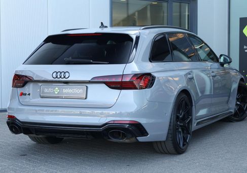 Audi RS4, 2023