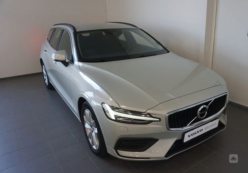 Volvo V60, 2022