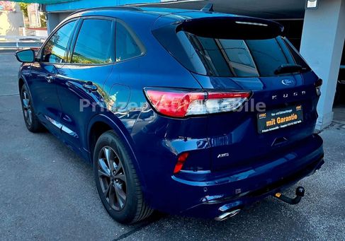 Ford Kuga, 2022