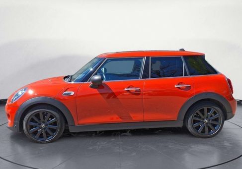 MINI ONE, 2019