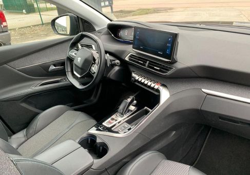 Peugeot 5008, 2021