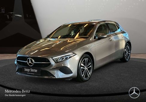 Mercedes-Benz A 200, 2025