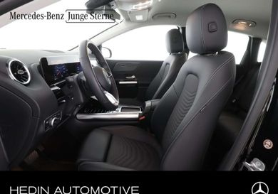 Mercedes-Benz B 220, 2023