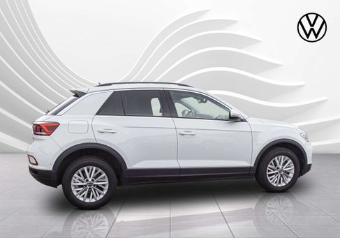 Volkswagen T-Roc, 2024
