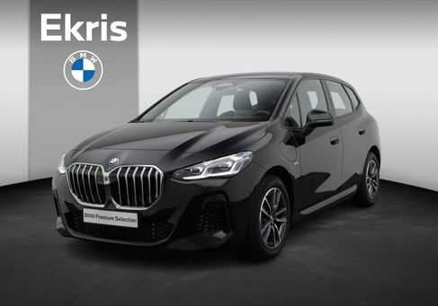 BMW 230, 2025