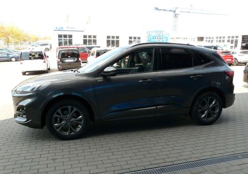 Ford Kuga, 2022