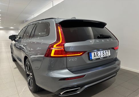 Volvo V60, 2021 3
