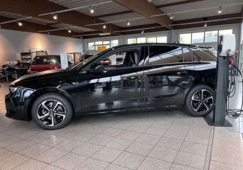 Opel Astra, 2024