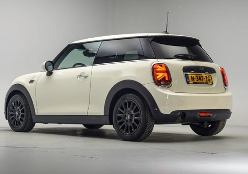 MINI ONE, 2018 3