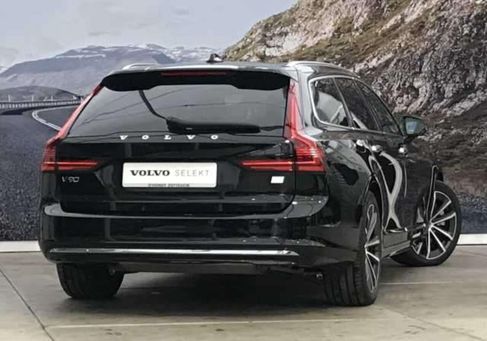 Volvo V90, 2022