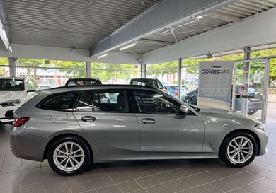 BMW 318, 2022