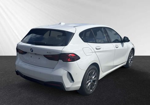 BMW 120, 2025