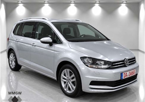 Volkswagen Touran, 2020 3