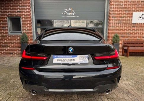 BMW 318, 2021