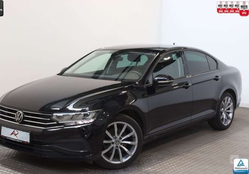 Volkswagen Passat, 2021