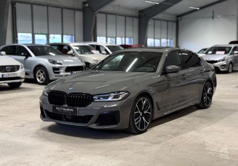 BMW M550, 2021