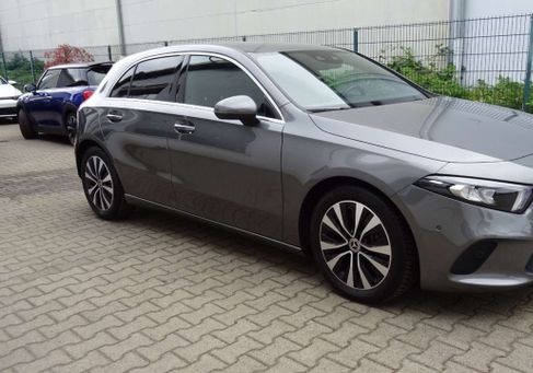 Mercedes-Benz A 250, 2021
