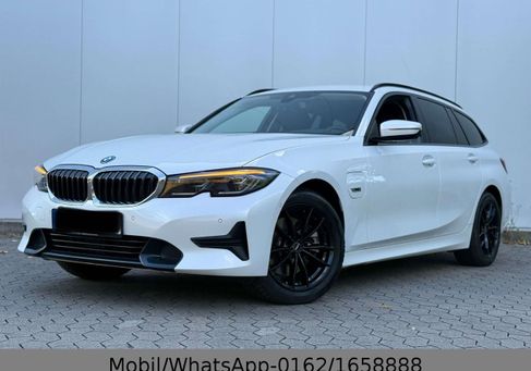 BMW 320, 2022