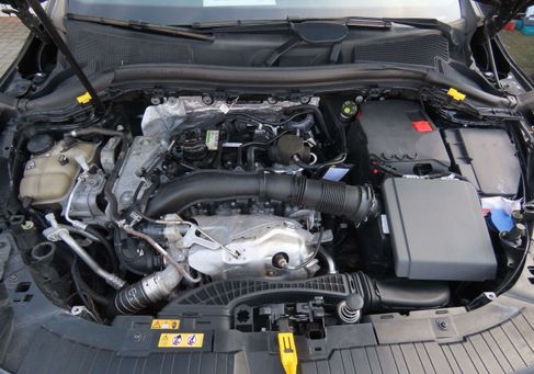 Mercedes-Benz GLA 250, 2021