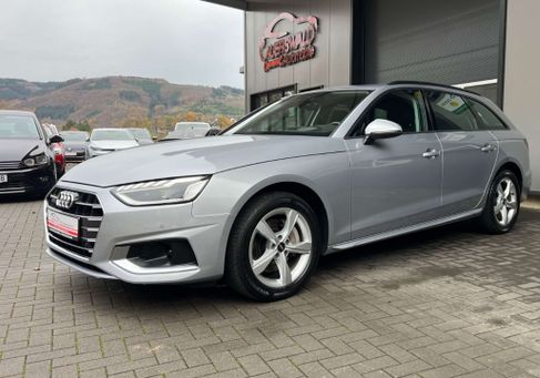 Audi A4, 2022